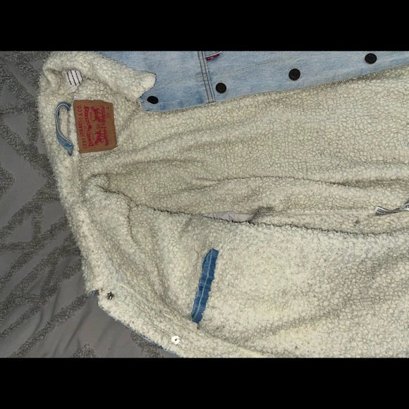 Levi’s Sherpa jacket - Picture 2 of 5